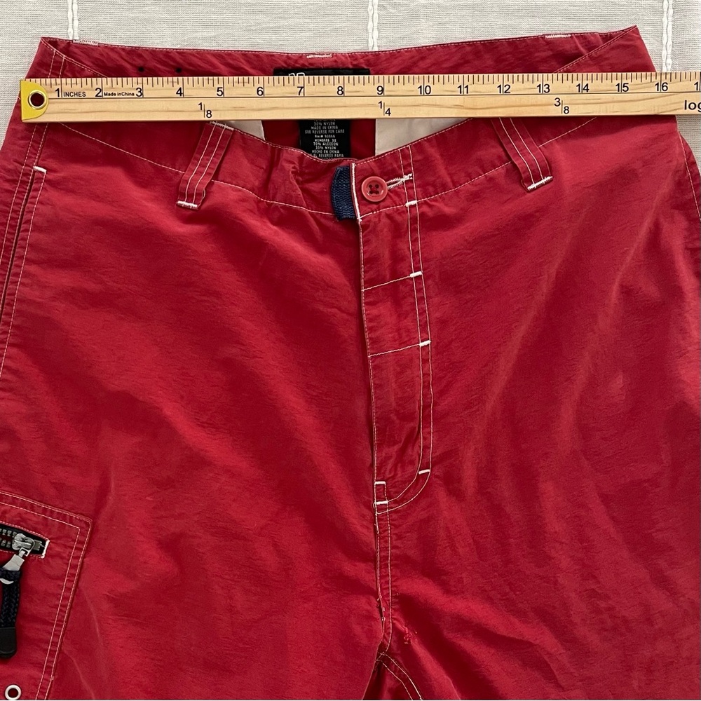 VINTAGE No Boundaries Men's Red Cargo Shorts 32 Y2K Skater Baggy Techwear - Picture 7 of 12